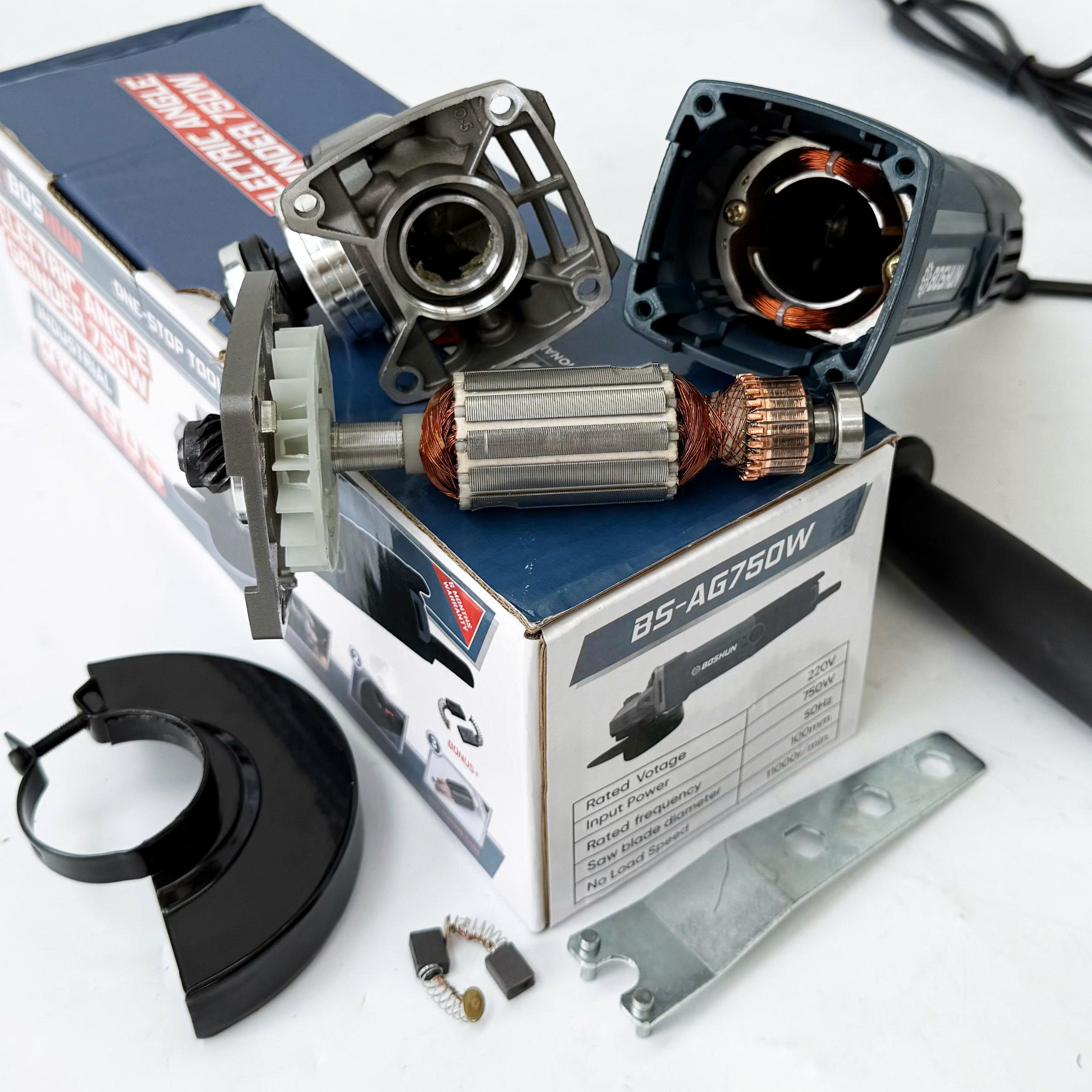 z7271267503147_54c46bbf82ac2ffeca177a06033135ce